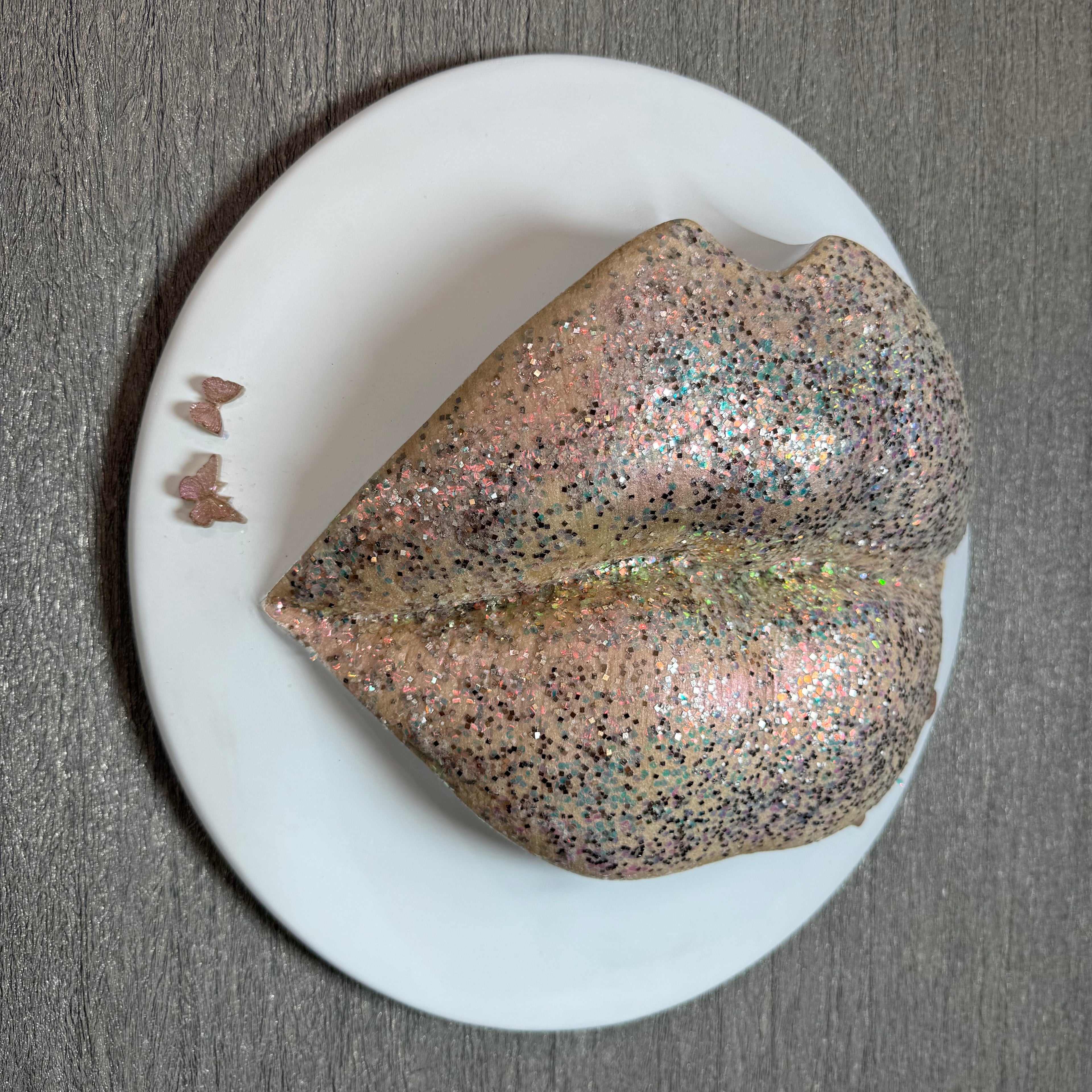 Butterfly Kisses Puckered Lips Sculpture