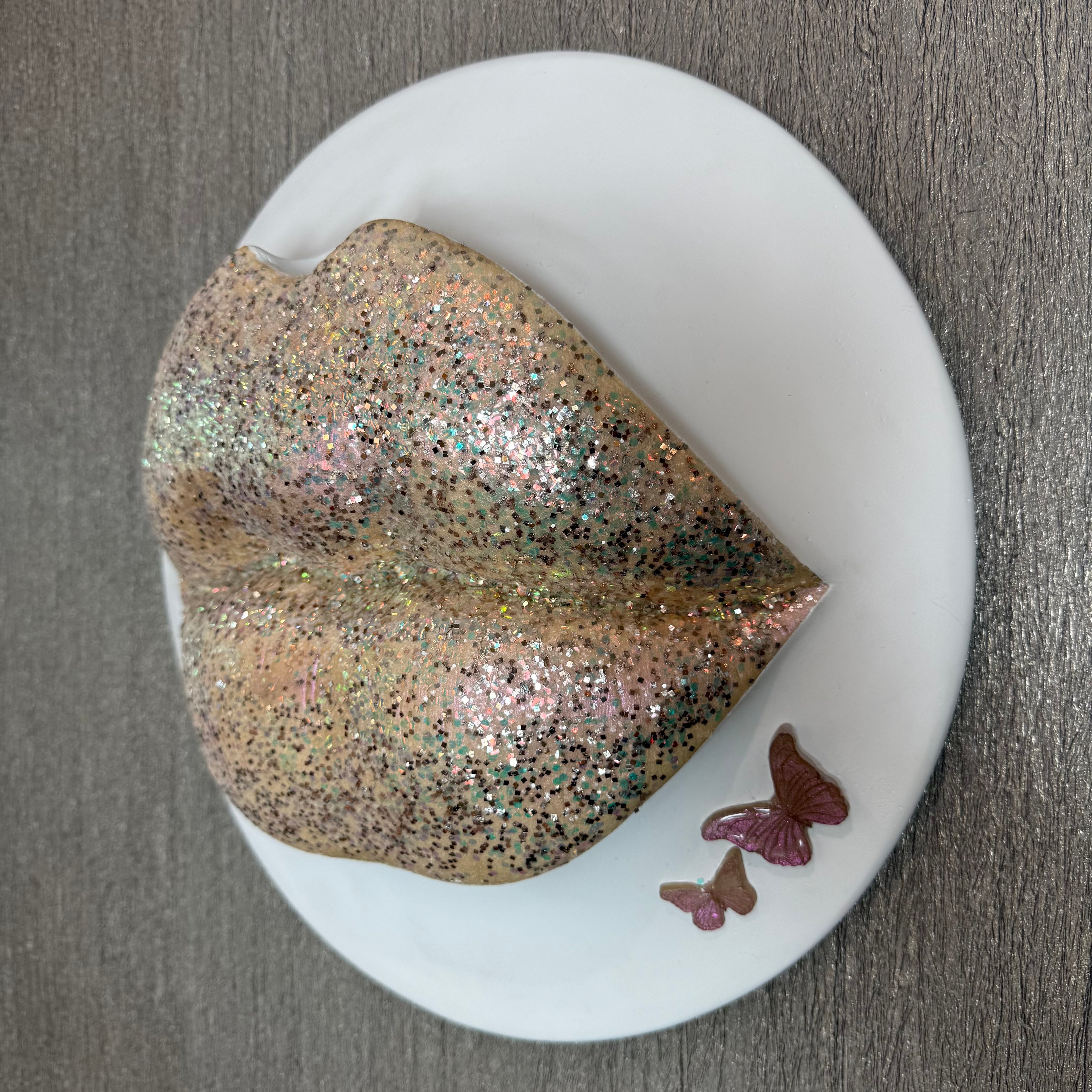 Butterfly Kisses Puckered Lips Sculpture