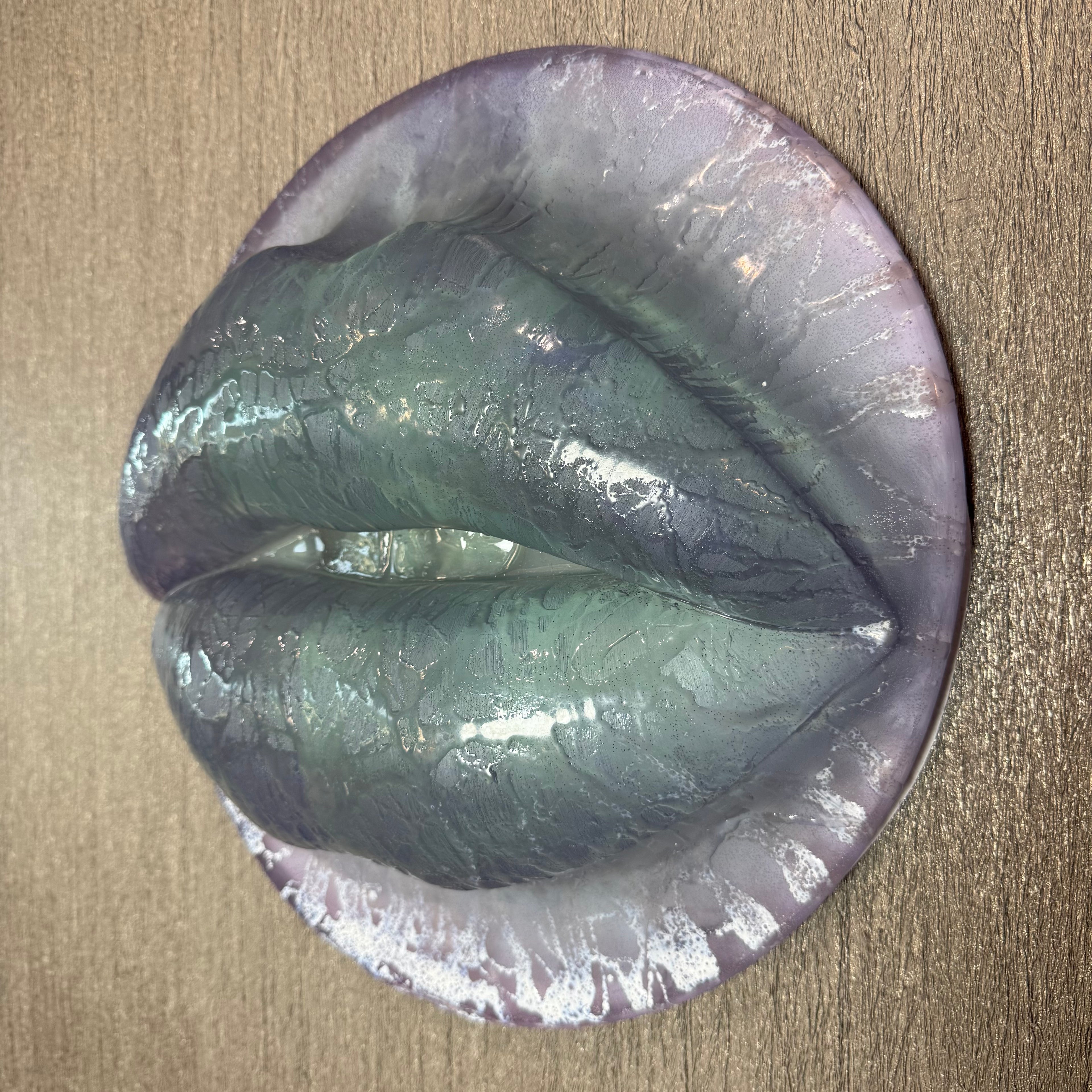 Butterfly Pea Tea & Cream Parted Lips Sculpture