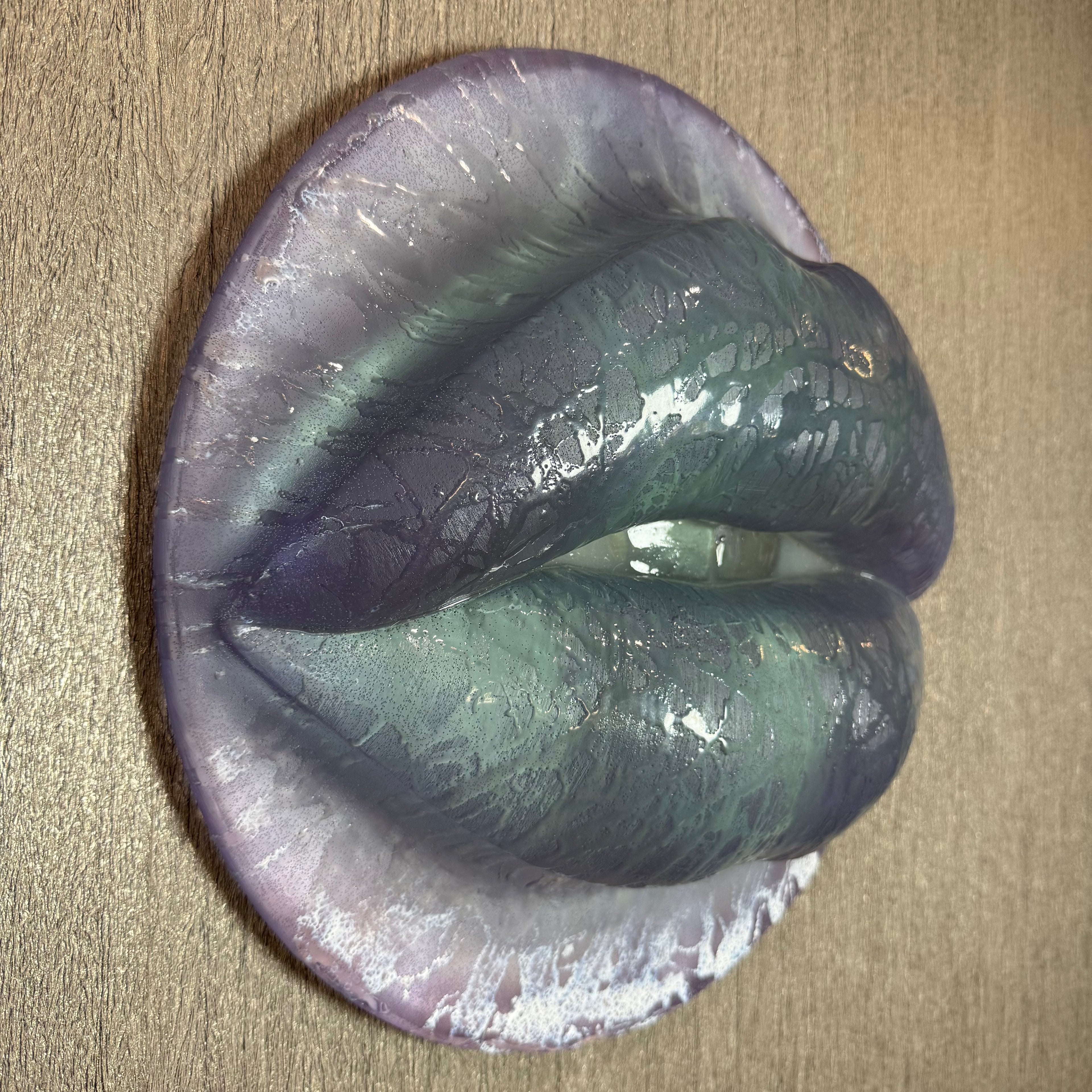 Butterfly Pea Tea & Cream Parted Lips Sculpture