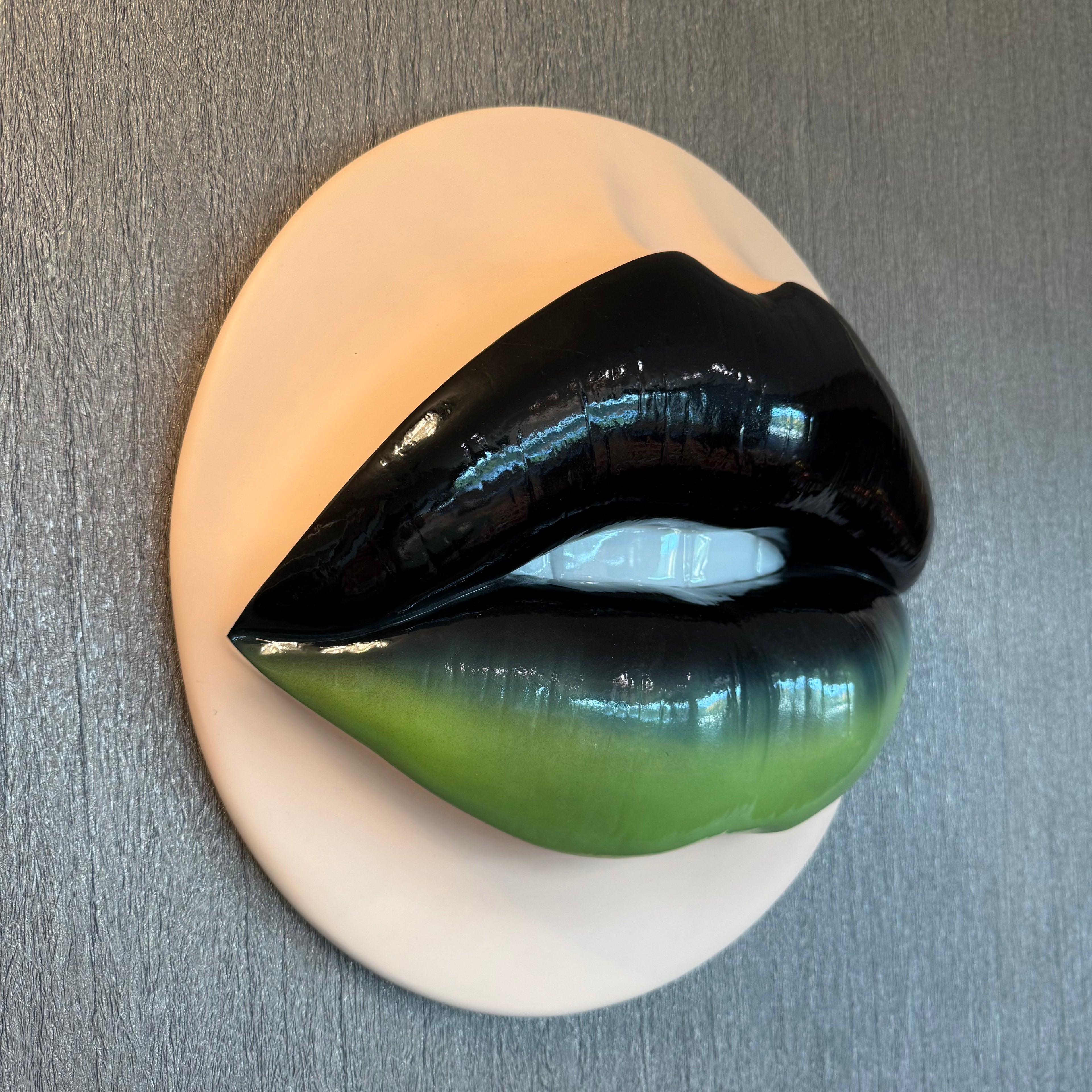 Elphaba Parted Lips Sculpture