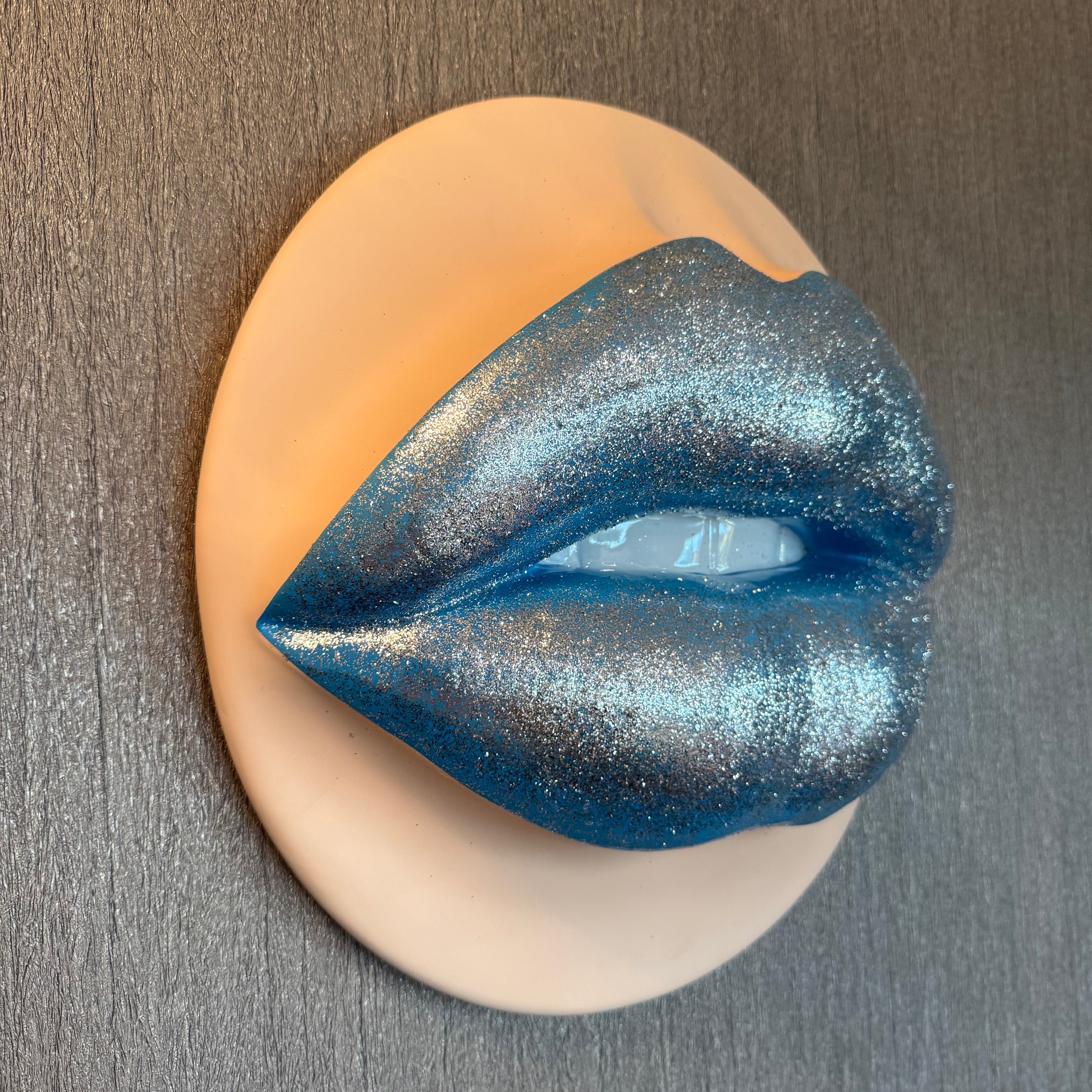 Frostbite Parted Lips Sculpture