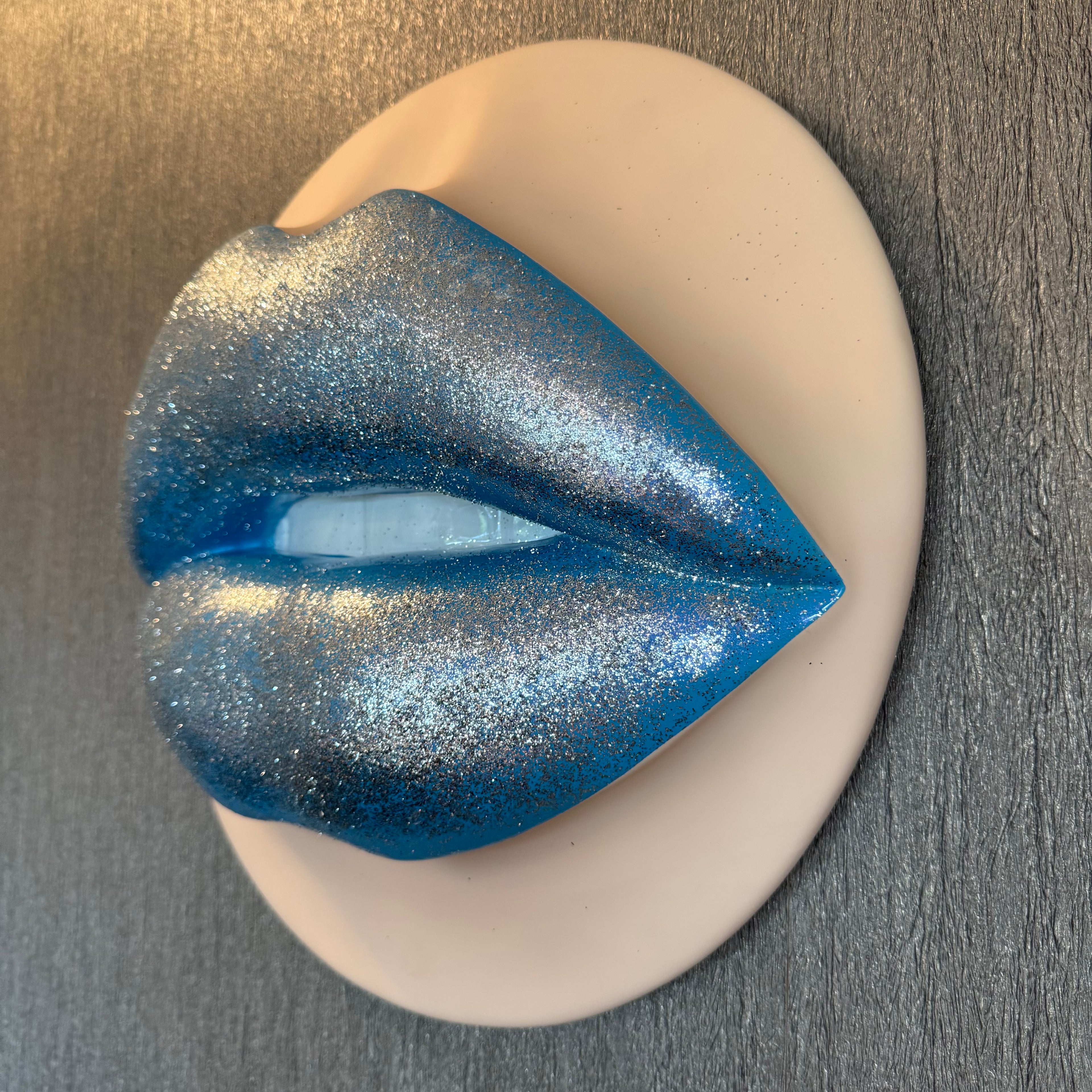 Frostbite Parted Lips Sculpture