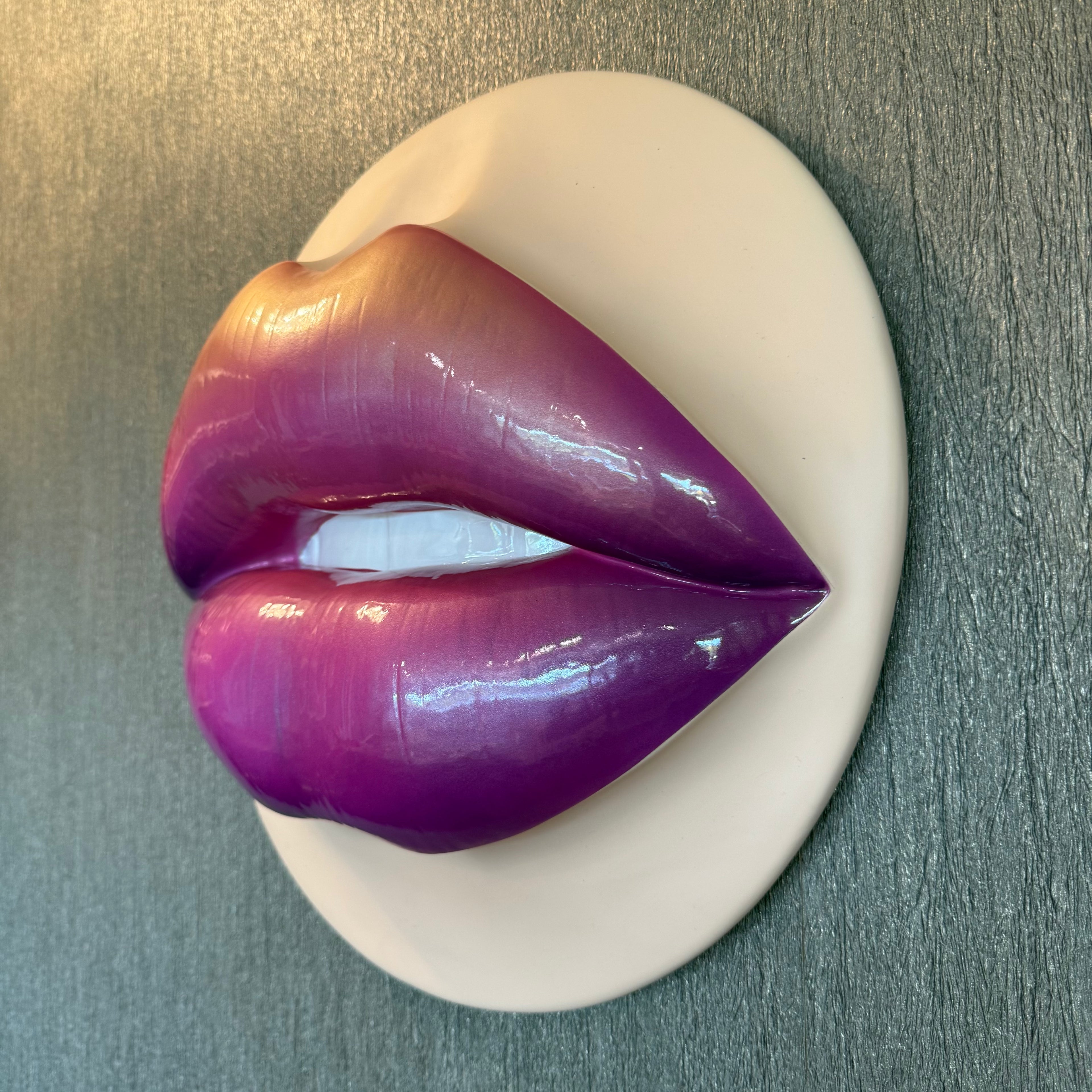 Glinda Parted Lips Sculpture
