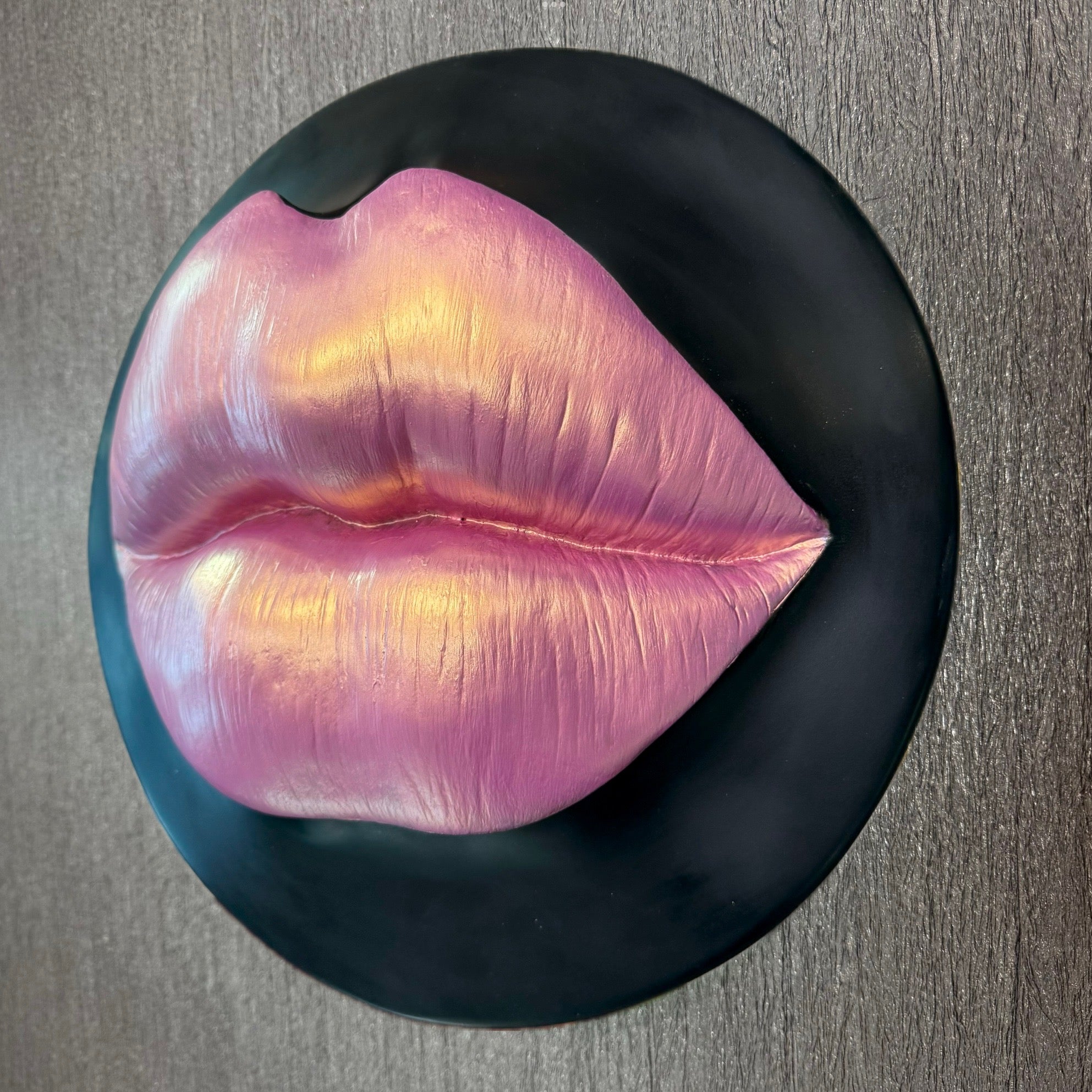 Golden Blush Puckered Lips Sculpture