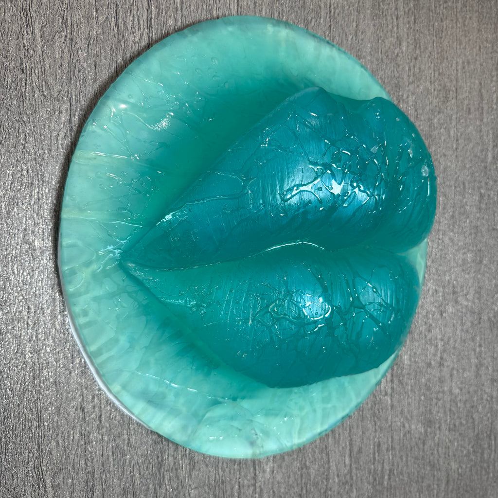 Hypnotic Puckered Lips Sculpture
