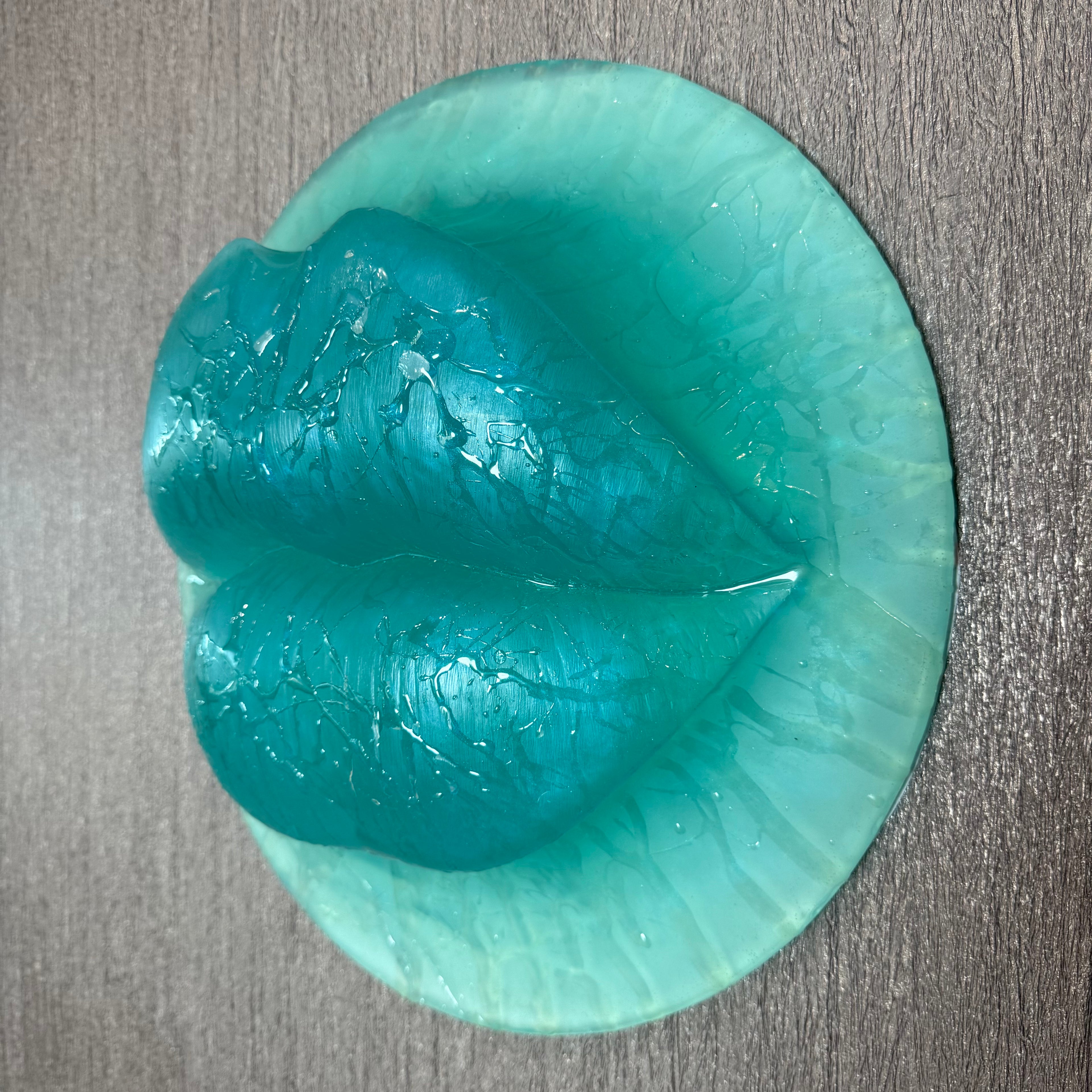 Hypnotic Puckered Lips Sculpture