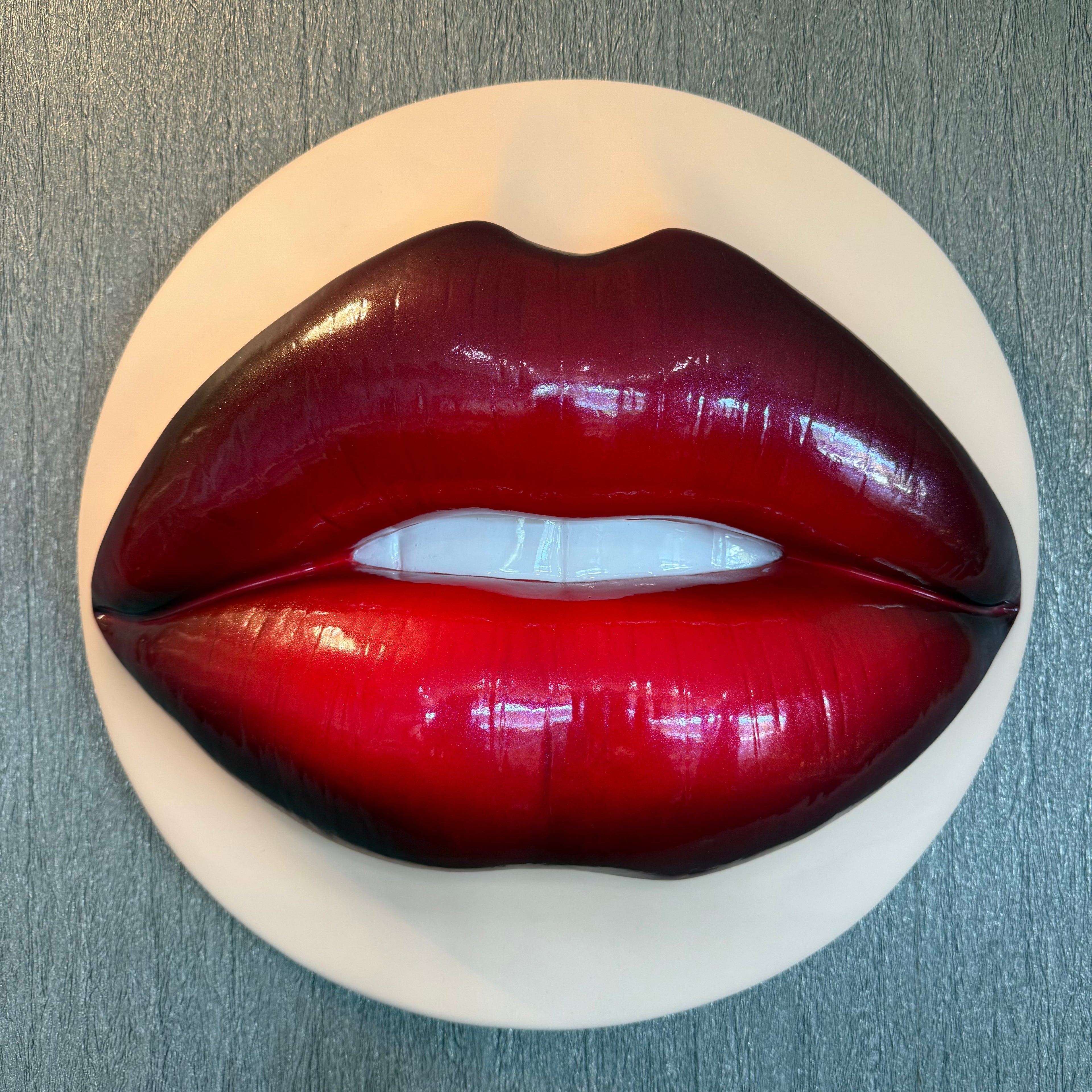 Bite Me Parted Lips Sculpture