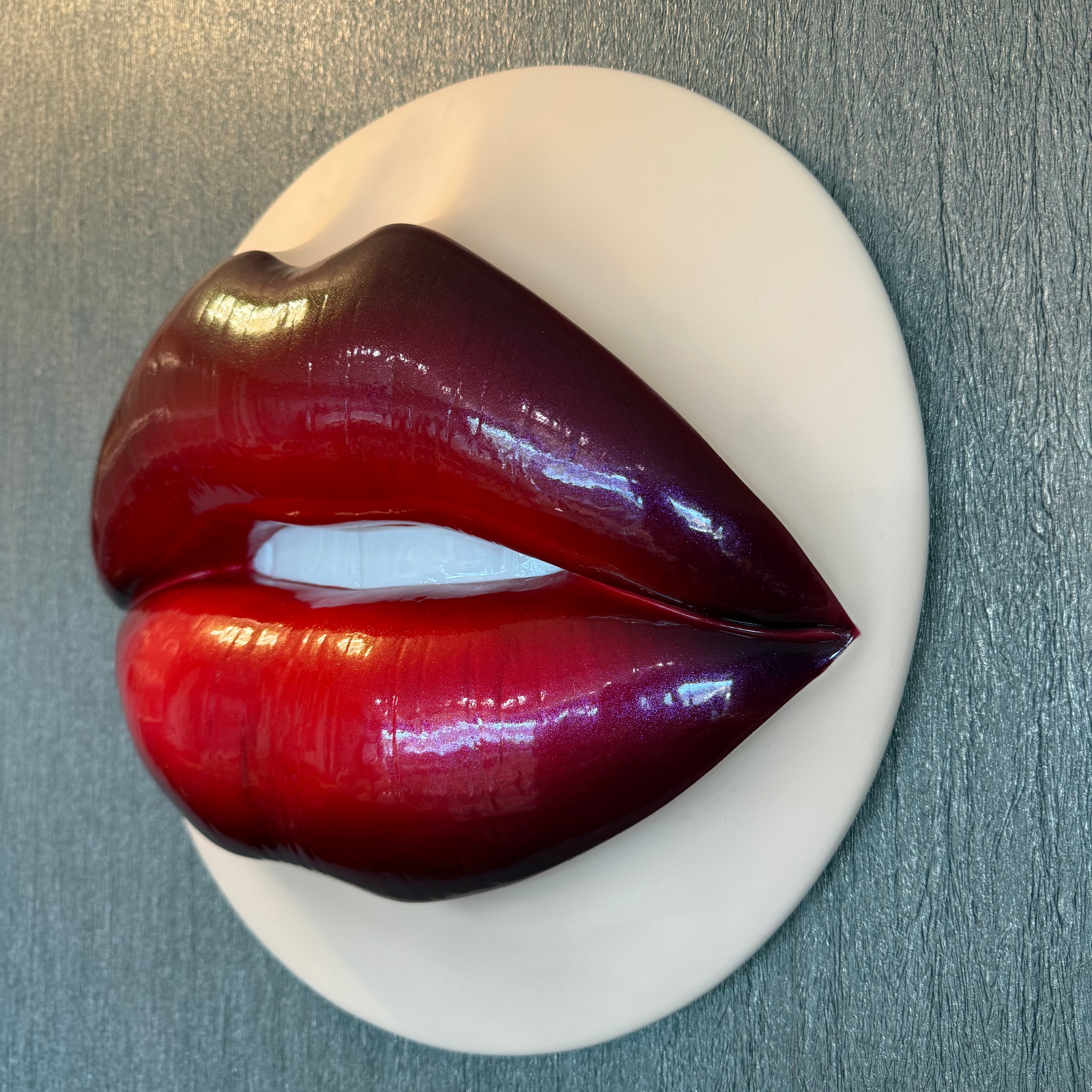 Bite Me Parted Lips Sculpture