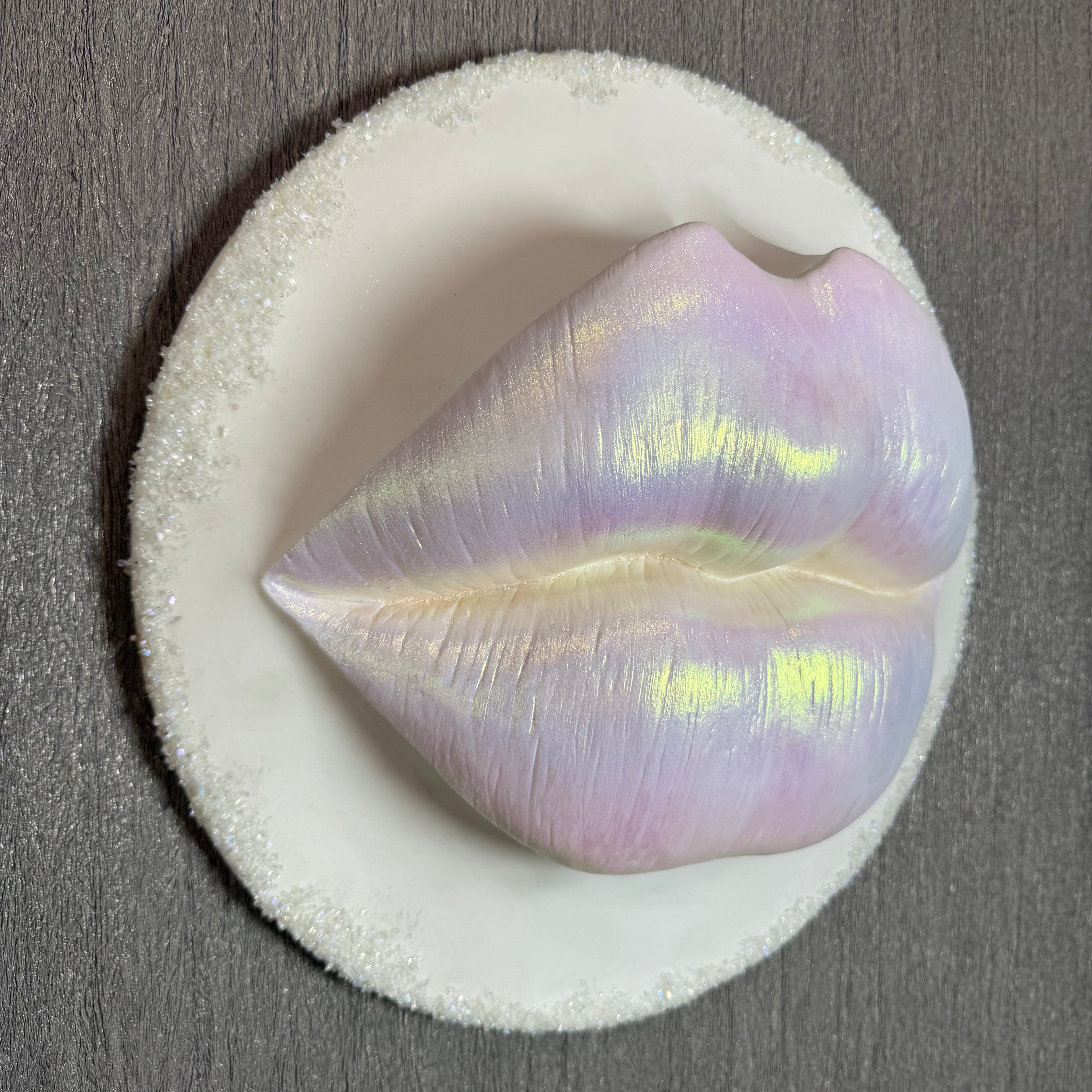 Ice Princess Puckered Lips Sculpture