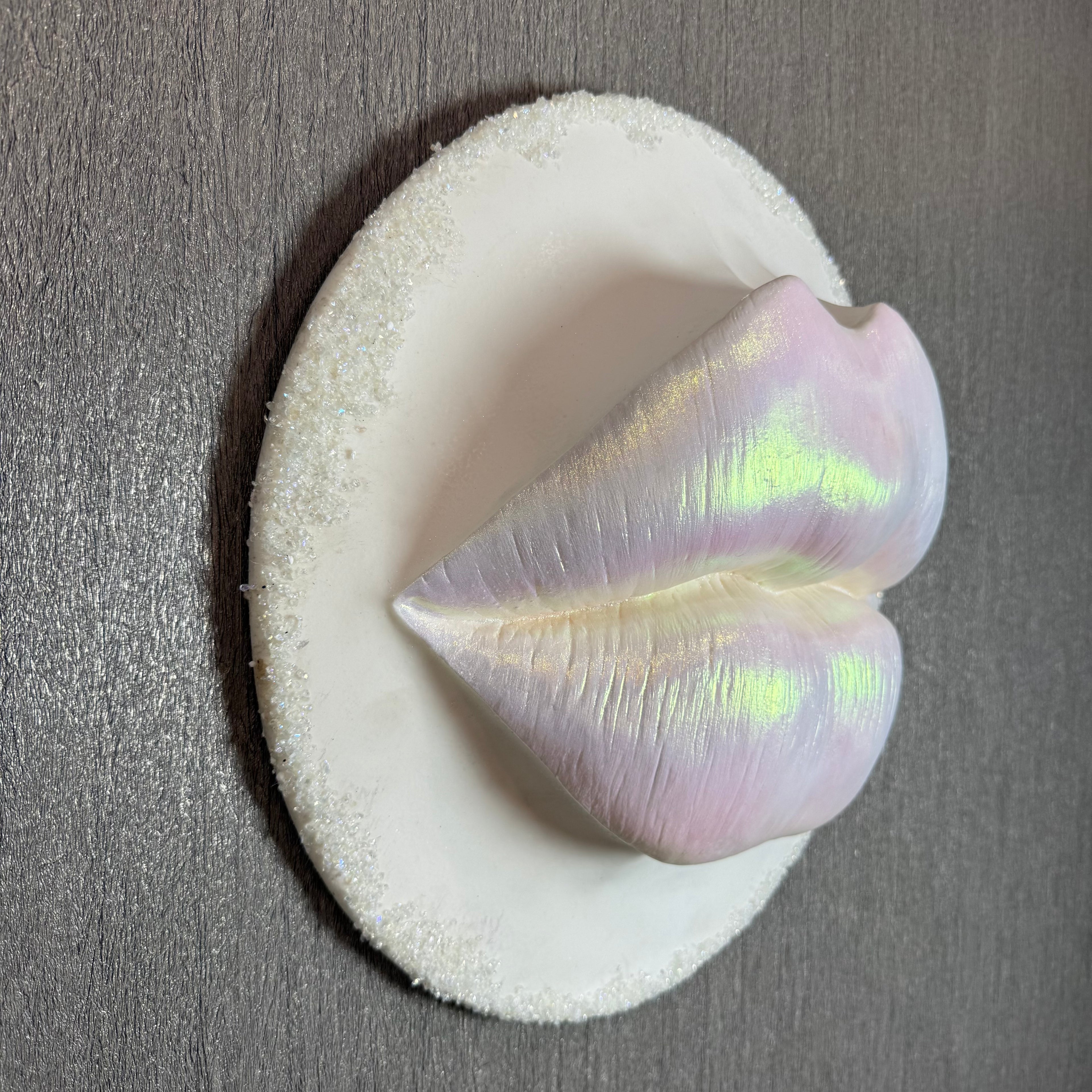 Ice Princess Puckered Lips Sculpture