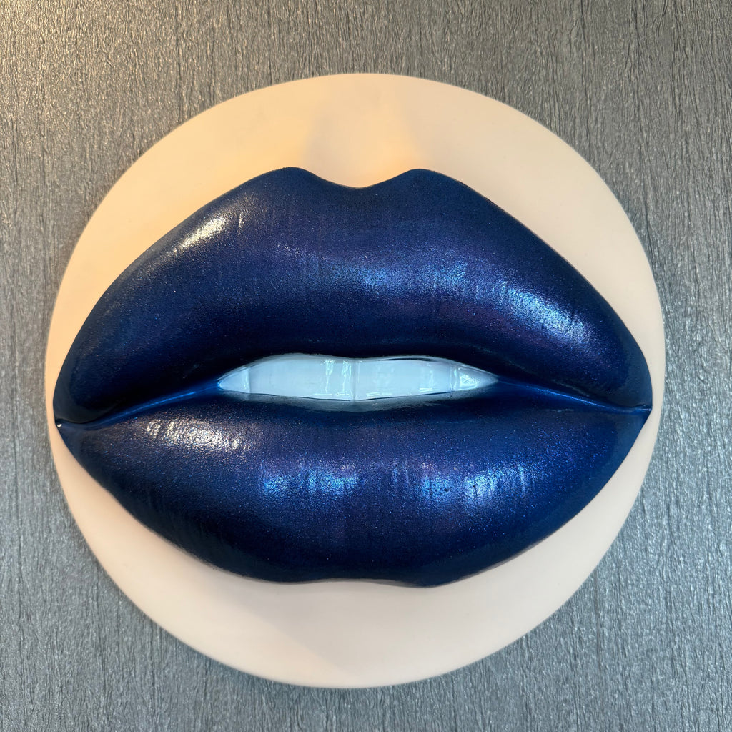 Midnight Parted Lips Sculpture