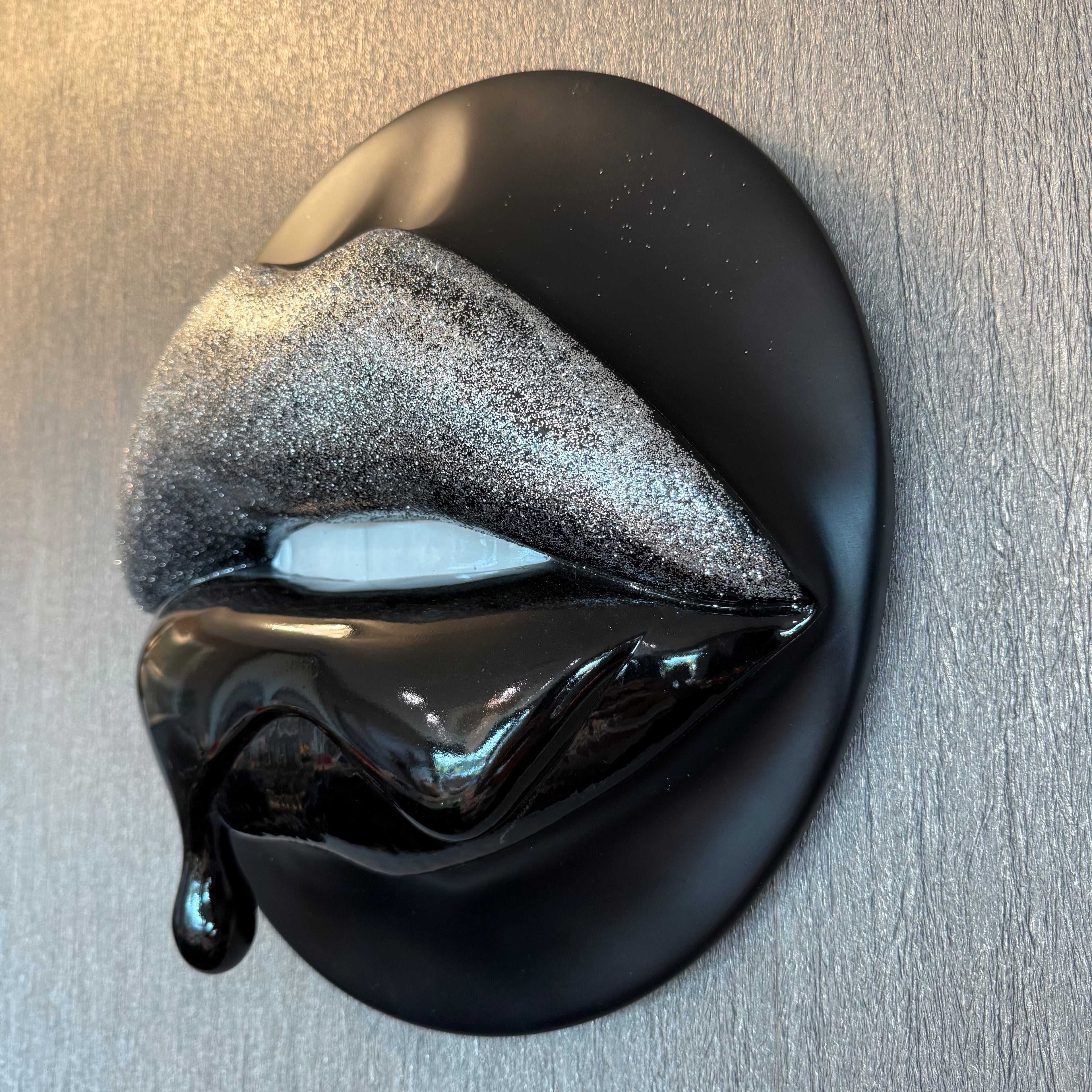 Sparkle Lip Drip Sculpture