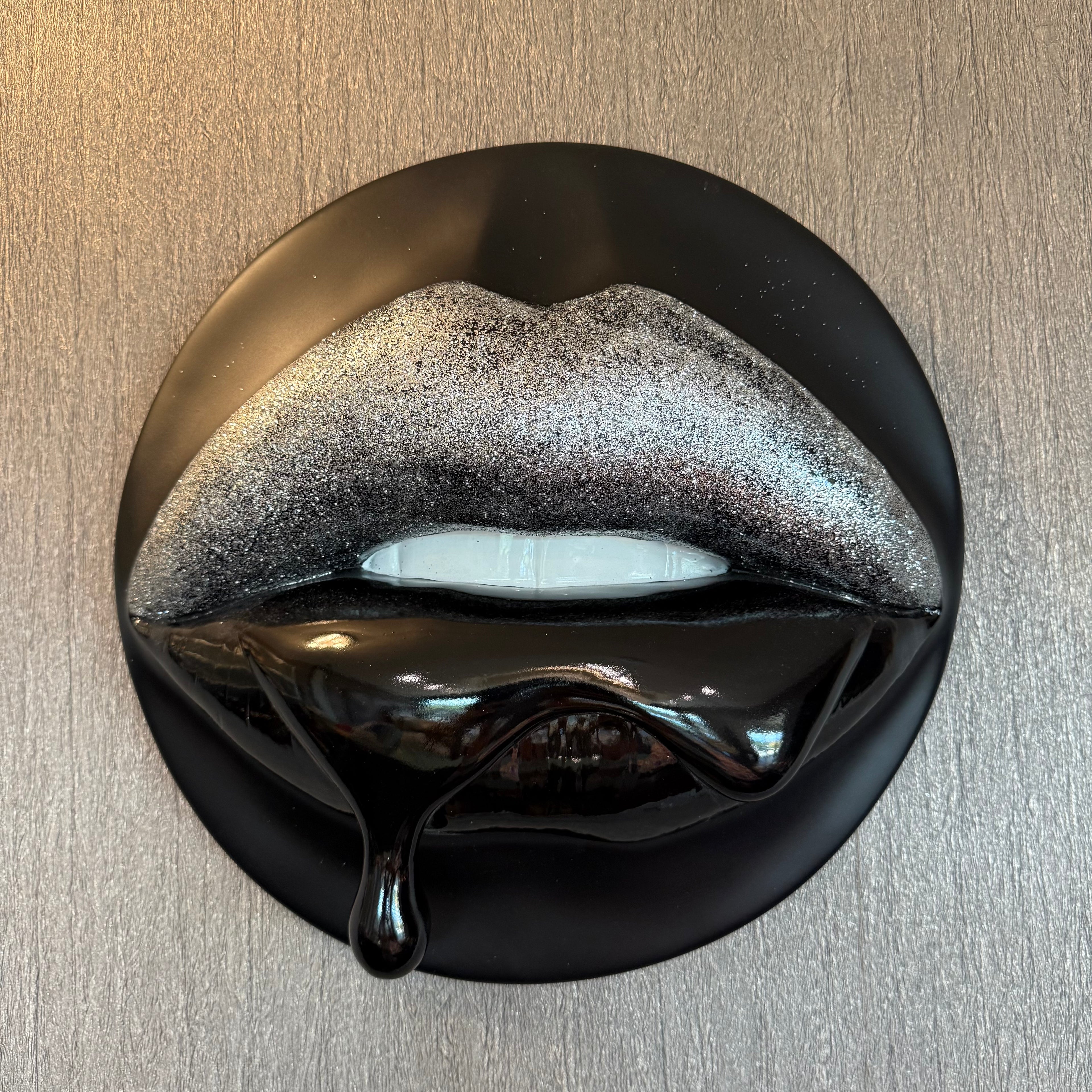 Sparkle Lip Drip Sculpture