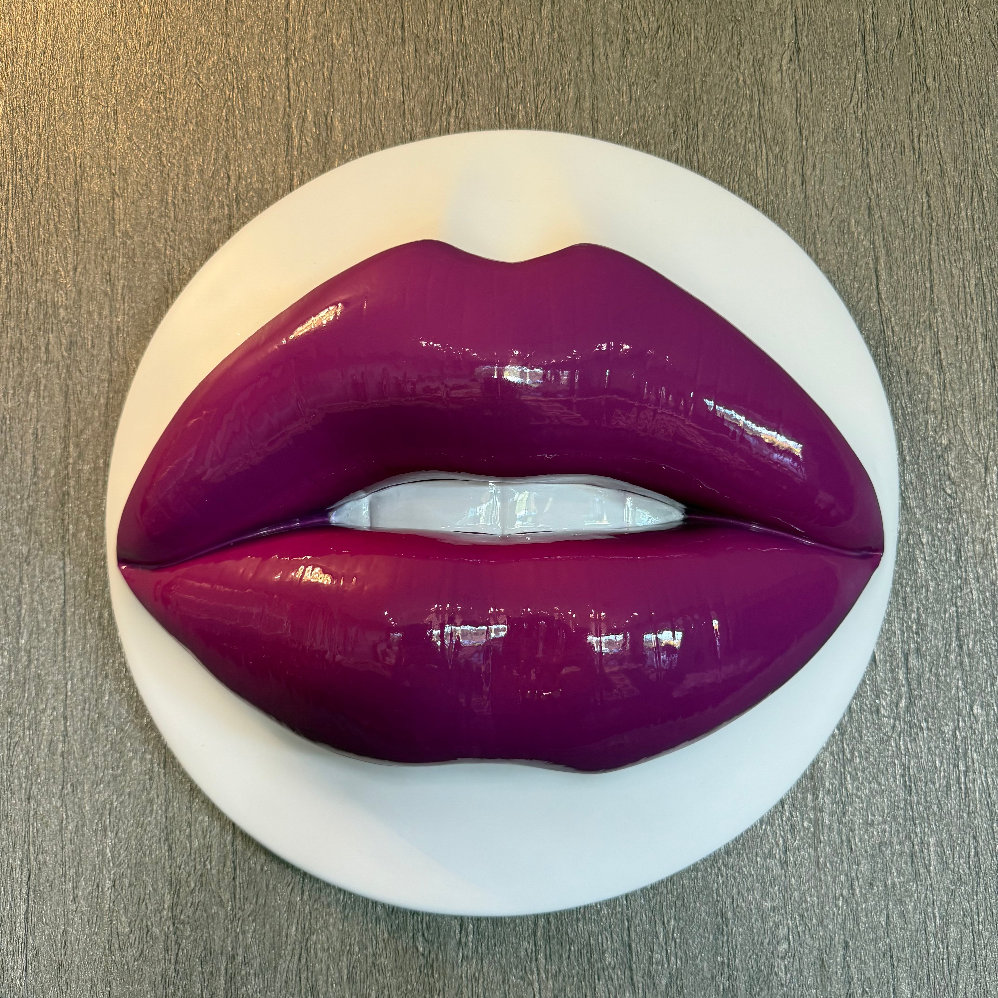 Spectrum Magenta Parted Lips Sculpture