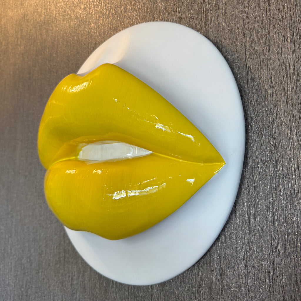 Spectrum Yellow Parted Lips Sculpture