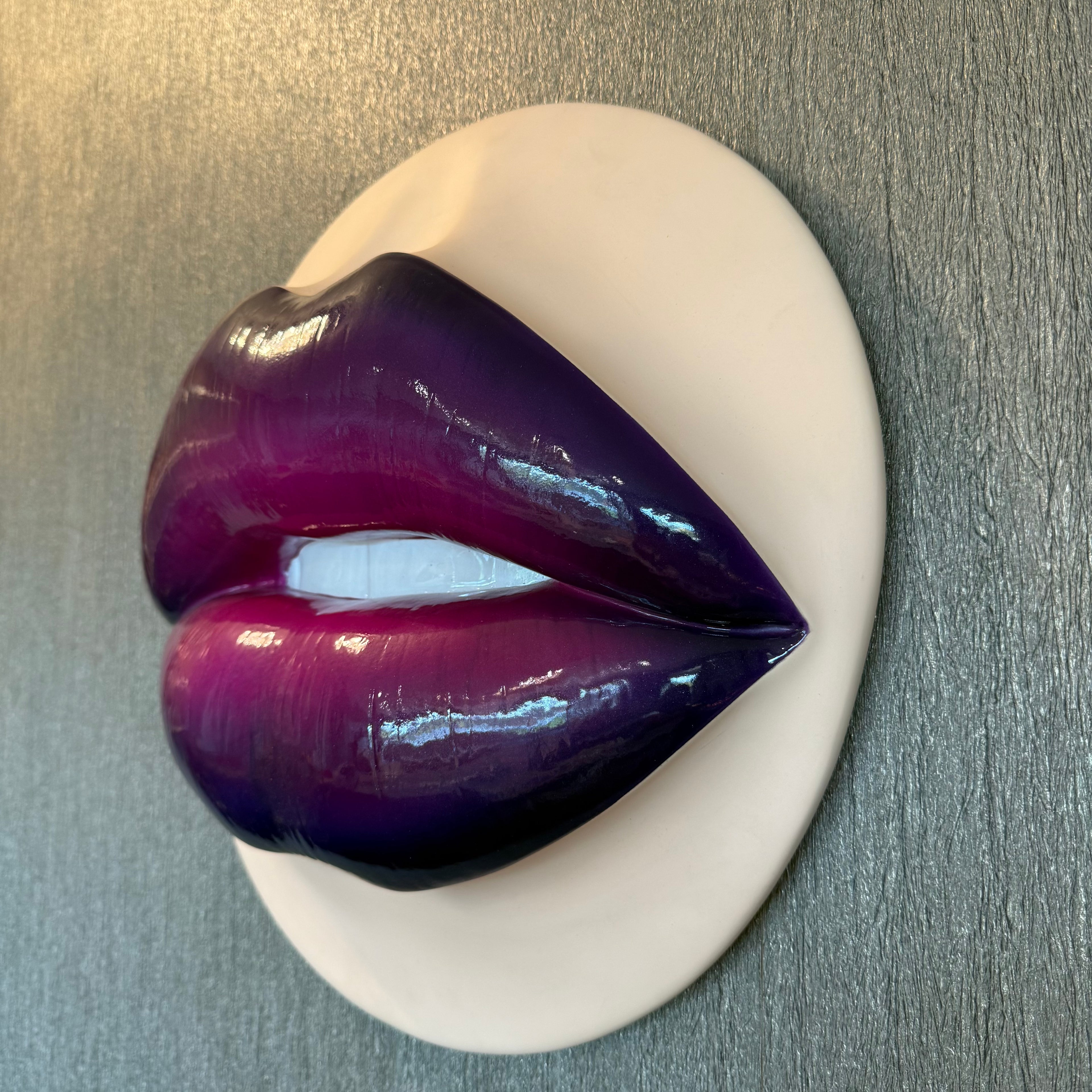 Ursula Parted Lips Sculpture